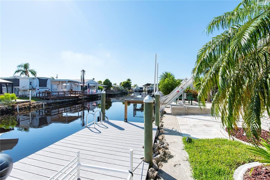 待售: $280,000 (2 贝兹, 2 浴室, 1296 平方英尺)