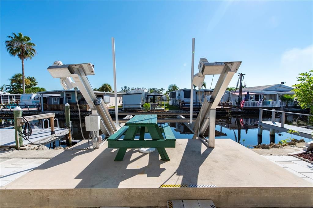 待售: $280,000 (2 贝兹, 2 浴室, 1296 平方英尺)