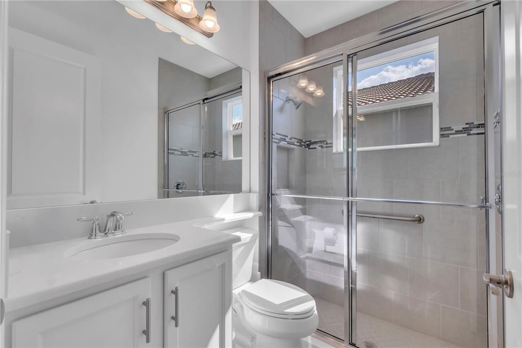 合同活跃: $379,000 (2 贝兹, 2 浴室, 1686 平方英尺)