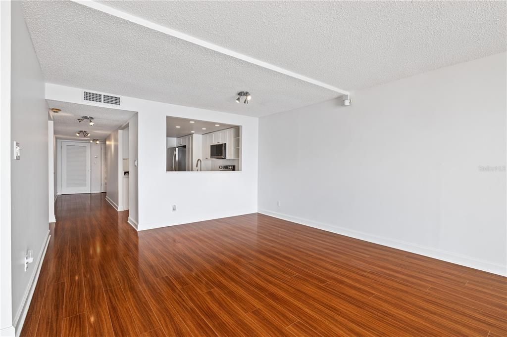 For Rent: $4,500 (2 beds, 2 baths, 1584 Square Feet)