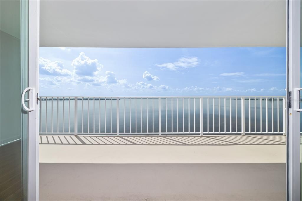 For Rent: $4,500 (2 beds, 2 baths, 1584 Square Feet)