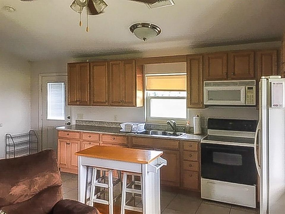 For Sale: $1,425,000 (4 beds, 4 baths, 2388 Square Feet)