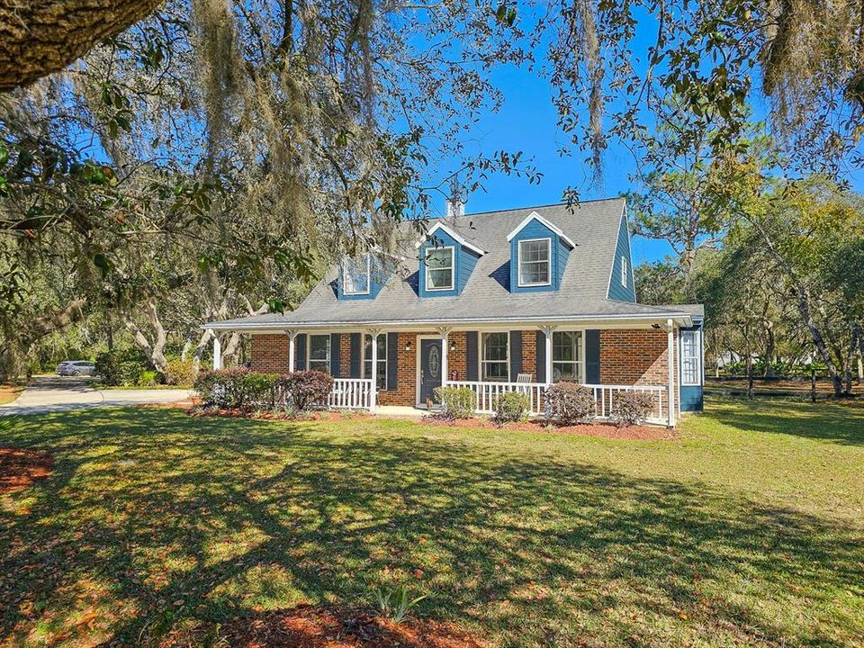 Под контрактом: $464,900 (4 спален, 3 ванн, 2644 Квадратных фут)