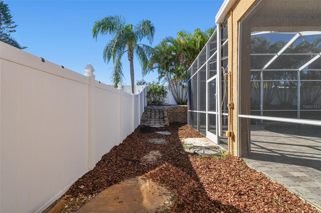 Active With Contract: $535,000 (4 beds, 2 baths, 2134 Square Feet)