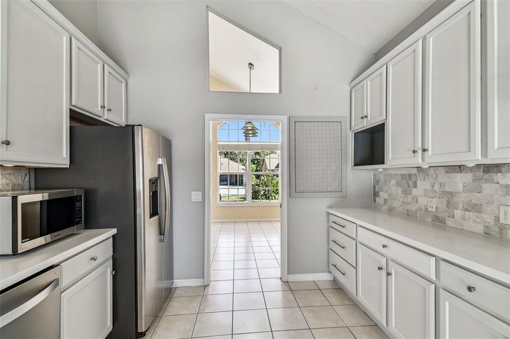 Active With Contract: $535,000 (4 beds, 2 baths, 2134 Square Feet)