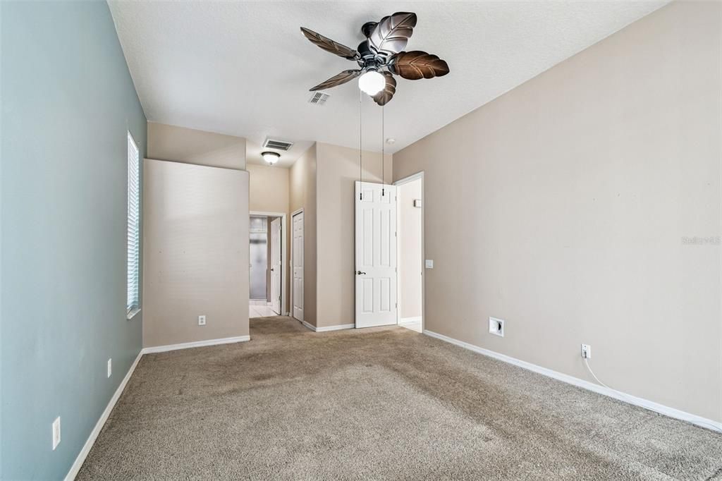 Active With Contract: $535,000 (4 beds, 2 baths, 2134 Square Feet)