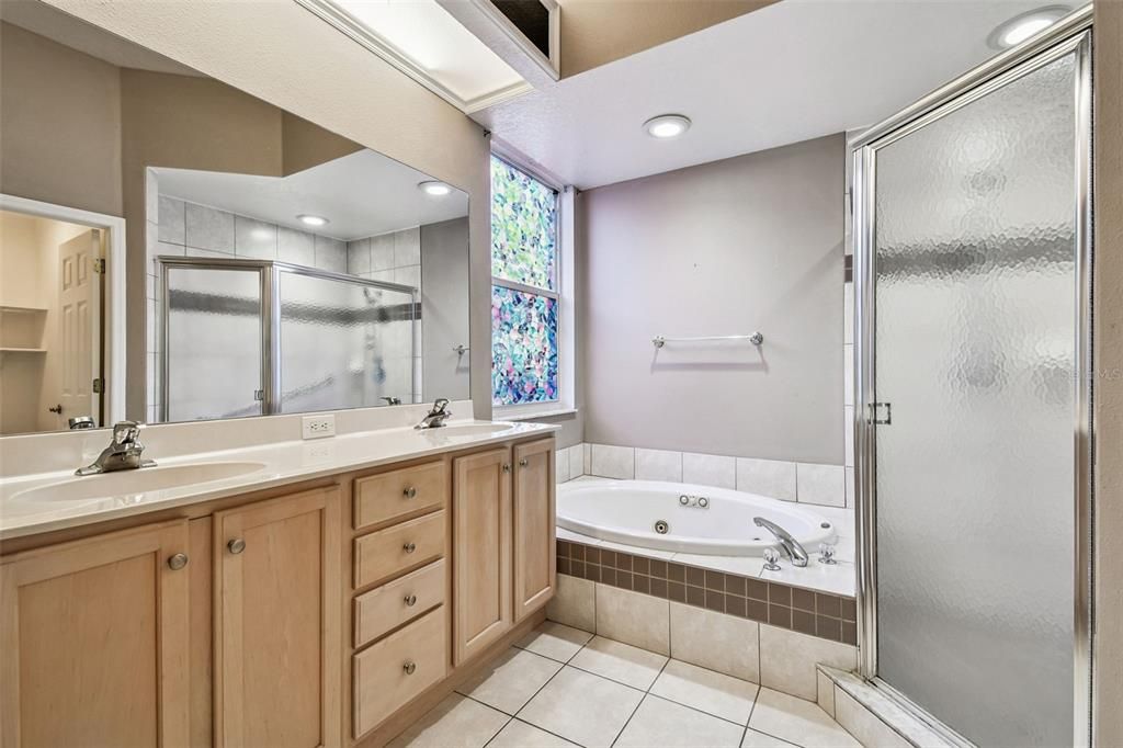 Active With Contract: $535,000 (4 beds, 2 baths, 2134 Square Feet)