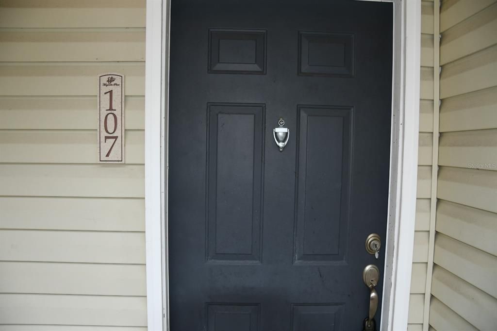 На продажу: $199,900 (2 спален, 2 ванн, 1275 Квадратных фут)