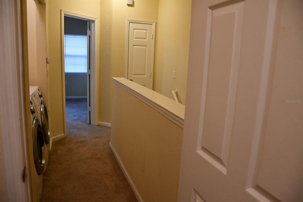 На продажу: $199,900 (2 спален, 2 ванн, 1275 Квадратных фут)