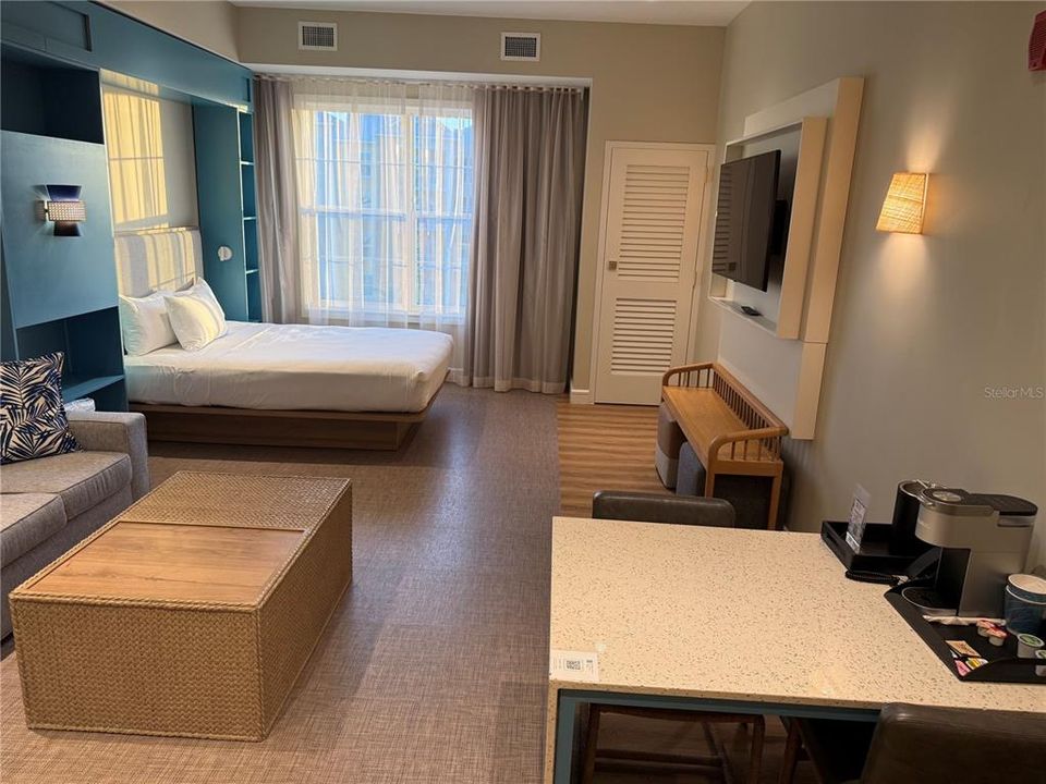 На продажу: $529,000 (0 спален, 1 ванн, 600 Квадратных фут)