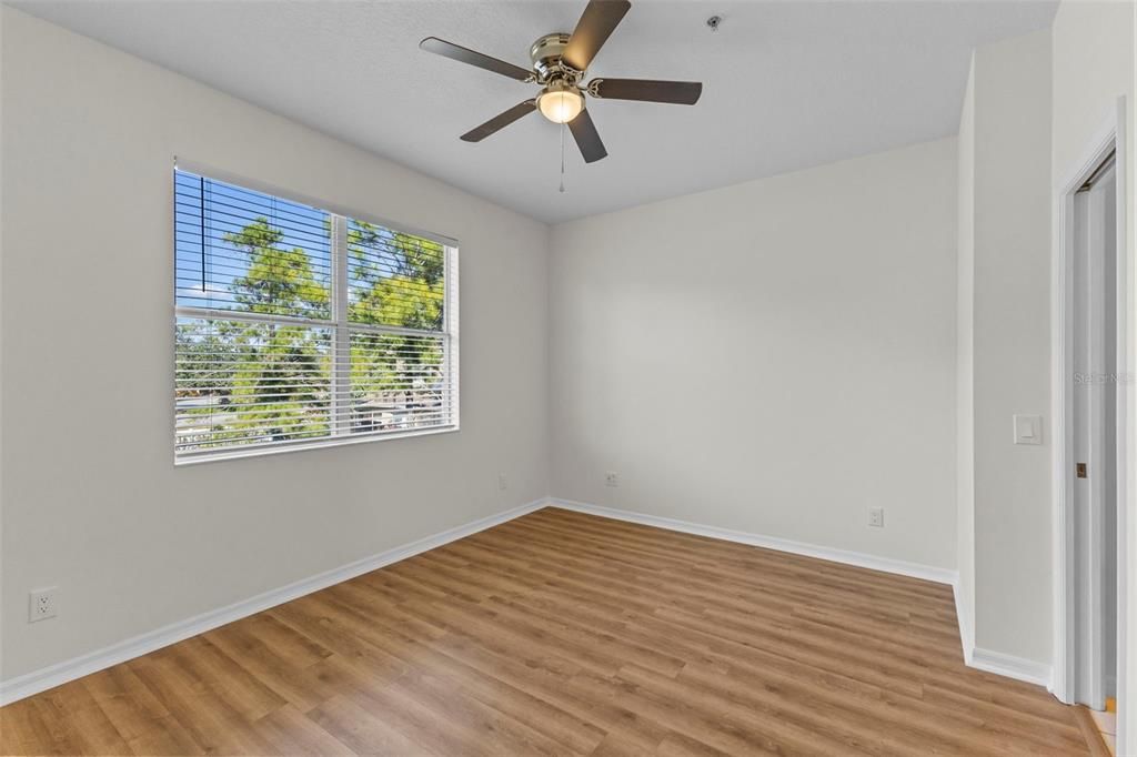 For Sale: $319,000 (3 beds, 2 baths, 1487 Square Feet)