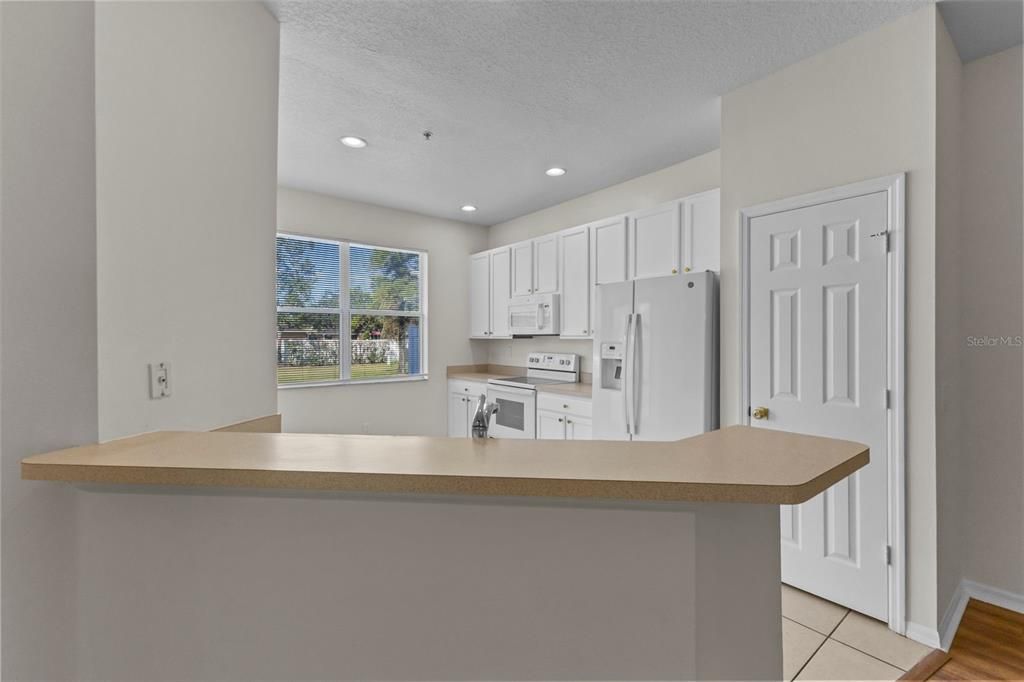 For Sale: $319,000 (3 beds, 2 baths, 1487 Square Feet)