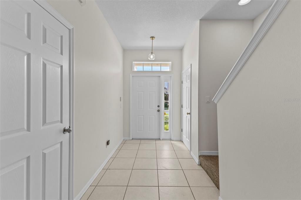 For Sale: $319,000 (3 beds, 2 baths, 1487 Square Feet)