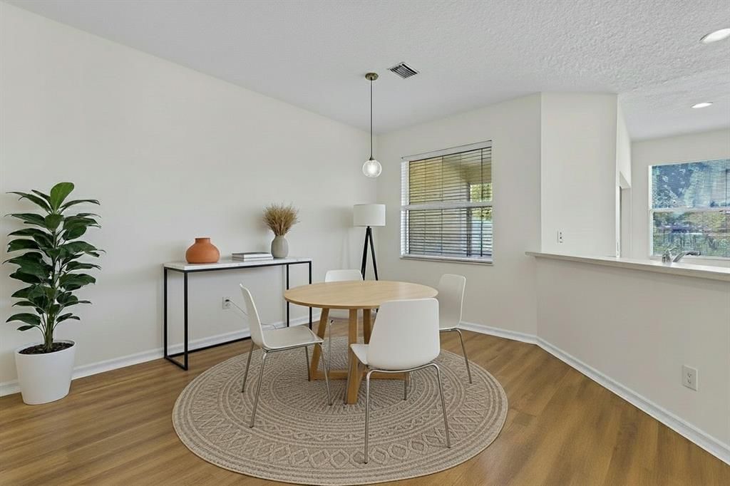 For Sale: $319,000 (3 beds, 2 baths, 1487 Square Feet)