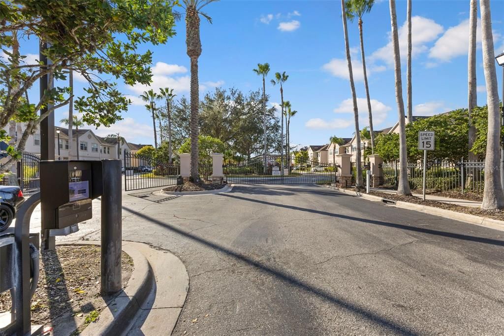 For Sale: $319,000 (3 beds, 2 baths, 1487 Square Feet)