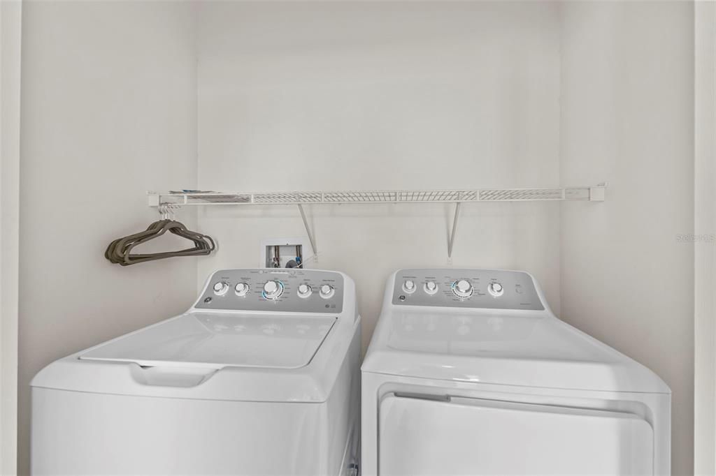 For Sale: $319,000 (3 beds, 2 baths, 1487 Square Feet)