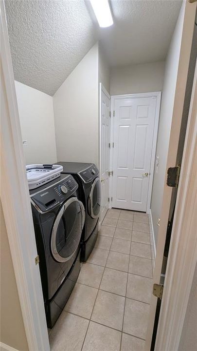 For Sale: $675,000 (4 beds, 3 baths, 2833 Square Feet)