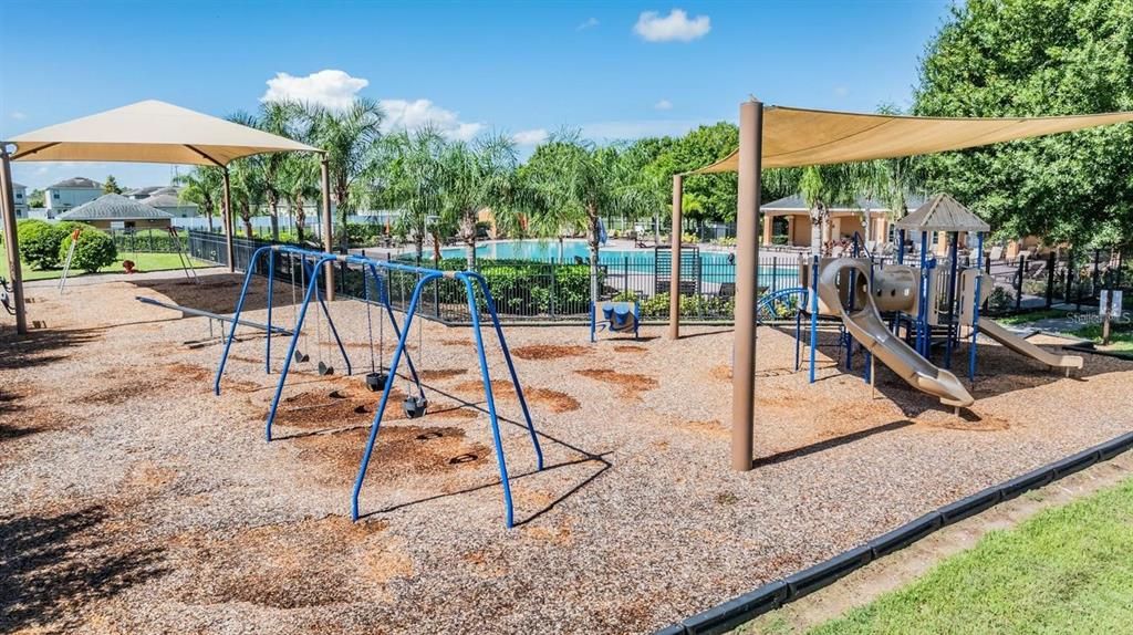 For Sale: $344,999 (4 beds, 2 baths, 1920 Square Feet)