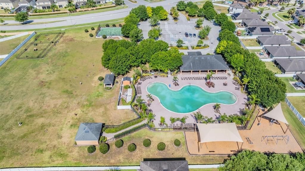 For Sale: $344,999 (4 beds, 2 baths, 1920 Square Feet)