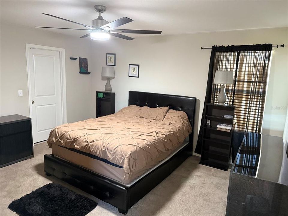 For Sale: $344,999 (4 beds, 2 baths, 1920 Square Feet)