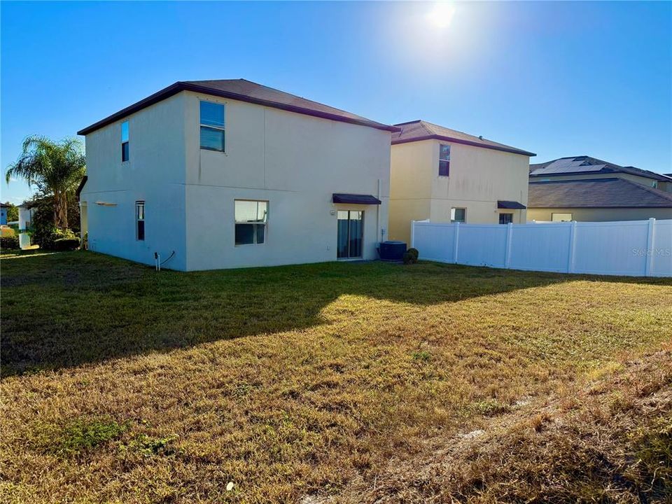 For Sale: $344,999 (4 beds, 2 baths, 1920 Square Feet)