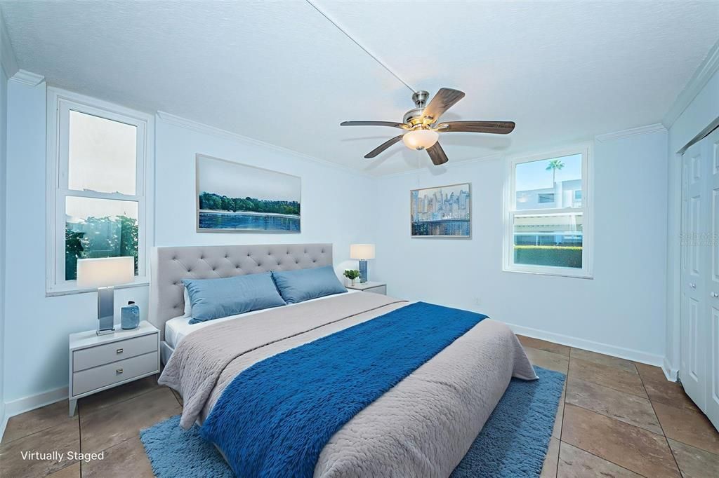 For Sale: $320,000 (2 beds, 2 baths, 1110 Square Feet)