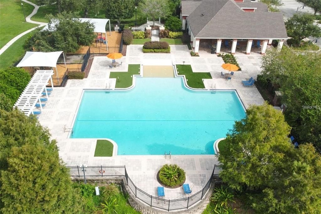 На продажу: $325,000 (3 спален, 2 ванн, 1370 Квадратных фут)