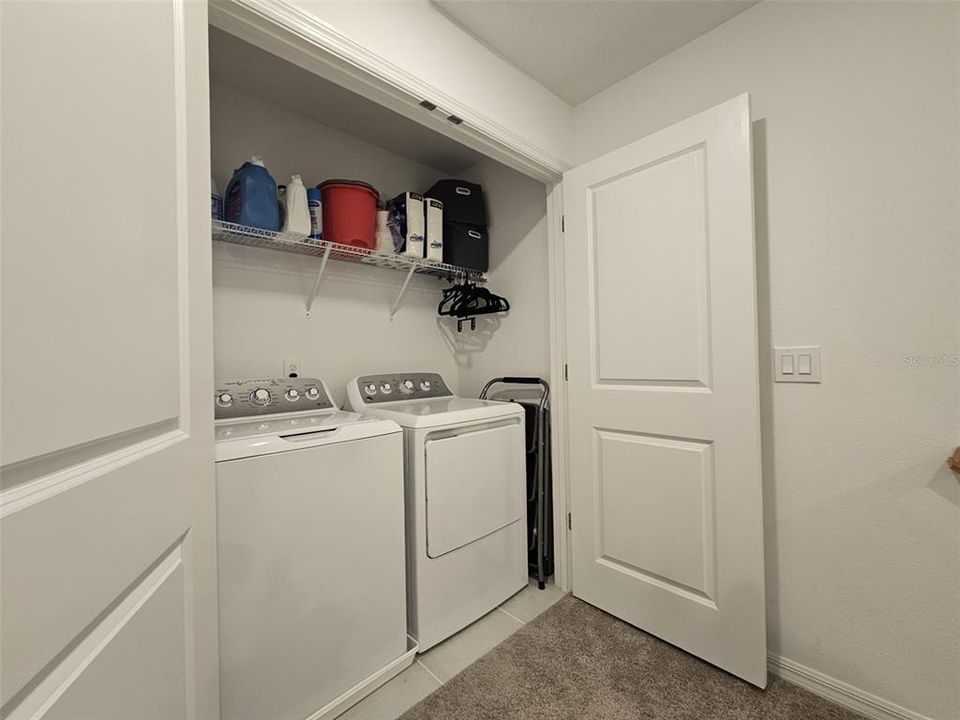 На продажу: $325,000 (3 спален, 2 ванн, 1370 Квадратных фут)