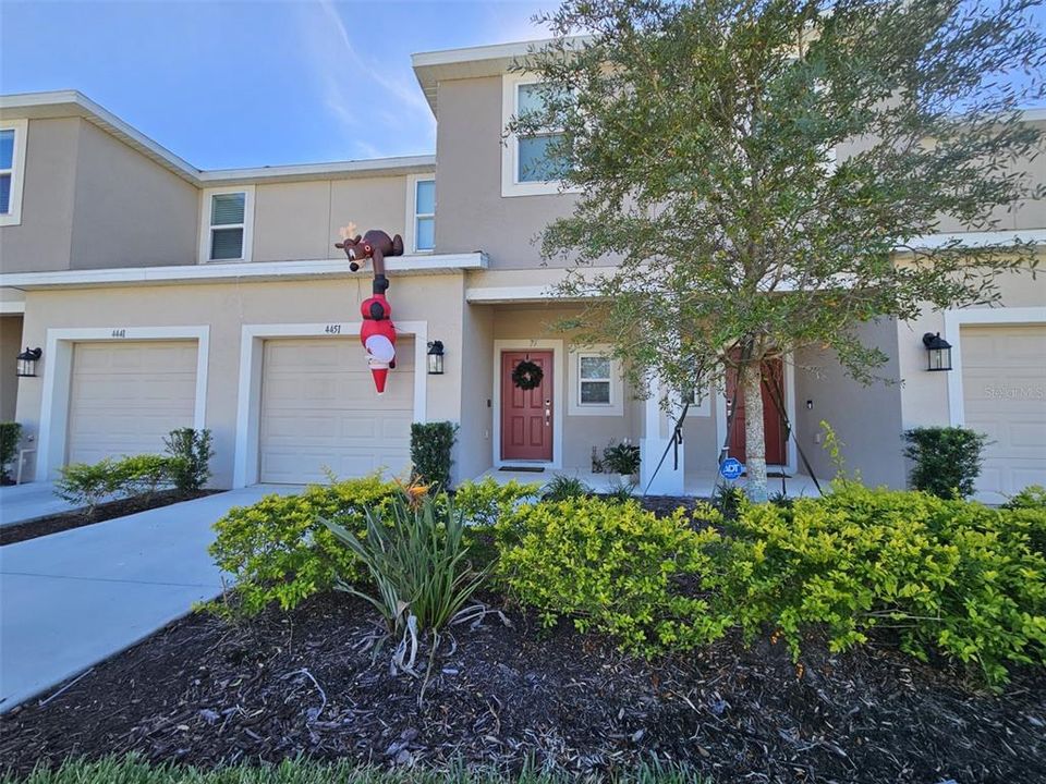 На продажу: $325,000 (3 спален, 2 ванн, 1370 Квадратных фут)