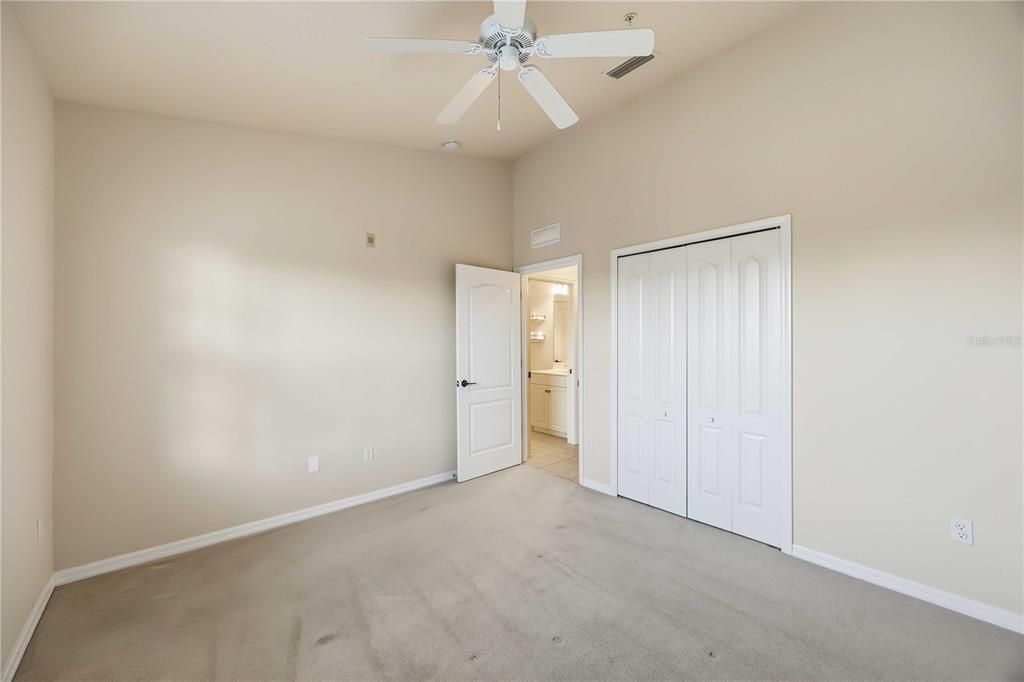 For Sale: $314,900 (3 beds, 2 baths, 1383 Square Feet)