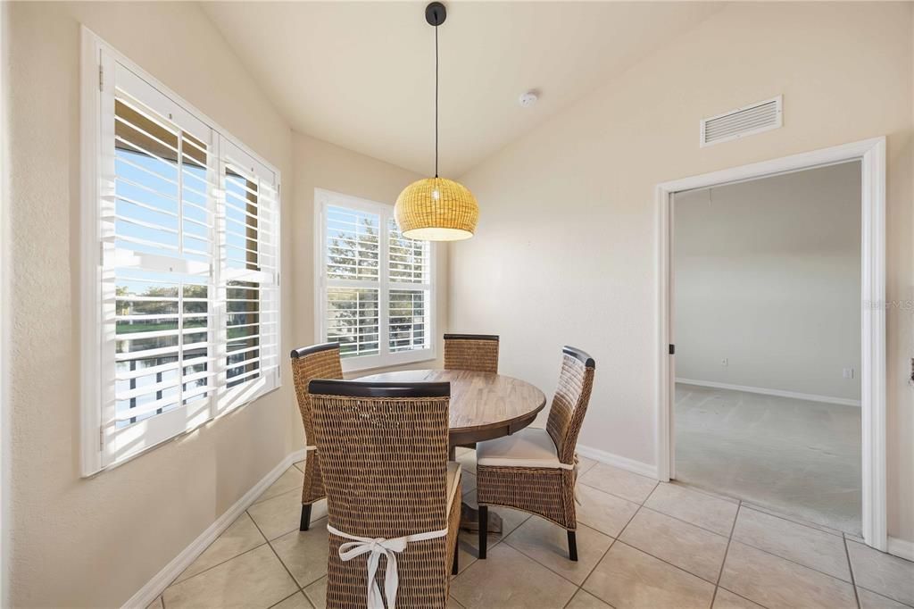 For Sale: $314,900 (3 beds, 2 baths, 1383 Square Feet)