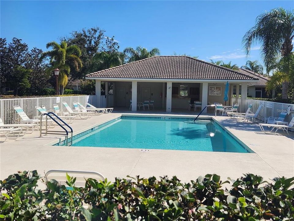 En Venta: $284,900 (3 camas, 2 baños, 1383 Pies cuadrados)