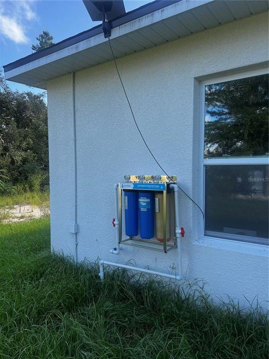 For Rent: $2,000 (4 beds, 2 baths, 1640 Square Feet)