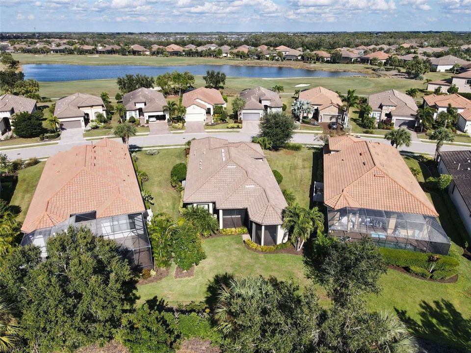 Active With Contract: $710,000 (2 beds, 2 baths, 2053 Square Feet)