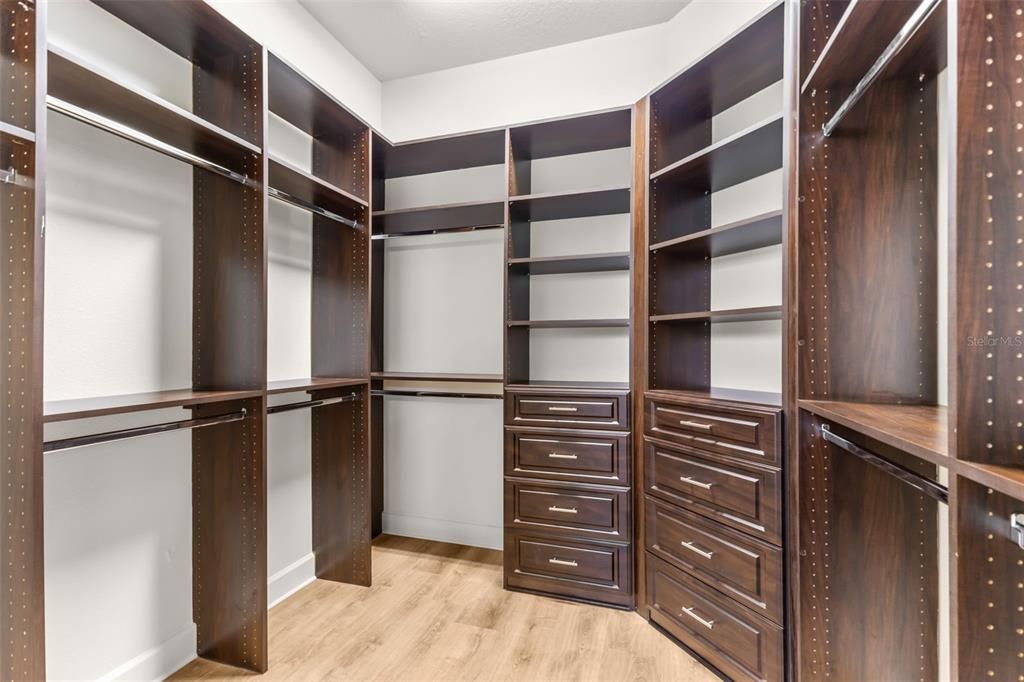 Active With Contract: $710,000 (2 beds, 2 baths, 2053 Square Feet)