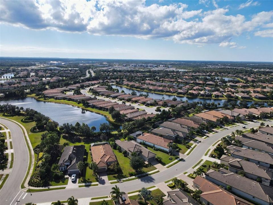 Active With Contract: $710,000 (2 beds, 2 baths, 2053 Square Feet)