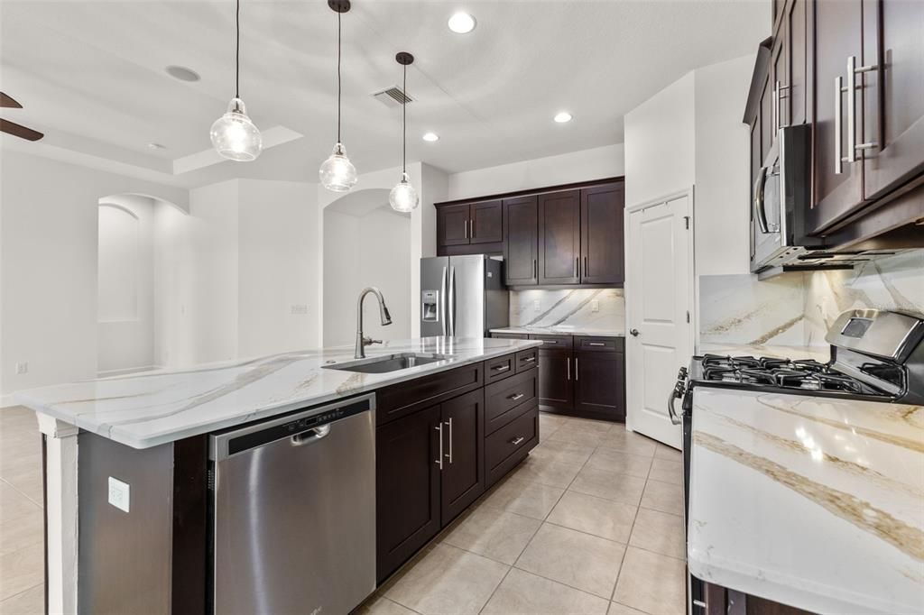 Active With Contract: $710,000 (2 beds, 2 baths, 2053 Square Feet)