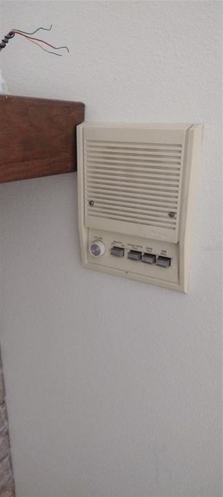 待售: $325,000 (3 贝兹, 2 浴室, 1414 平方英尺)