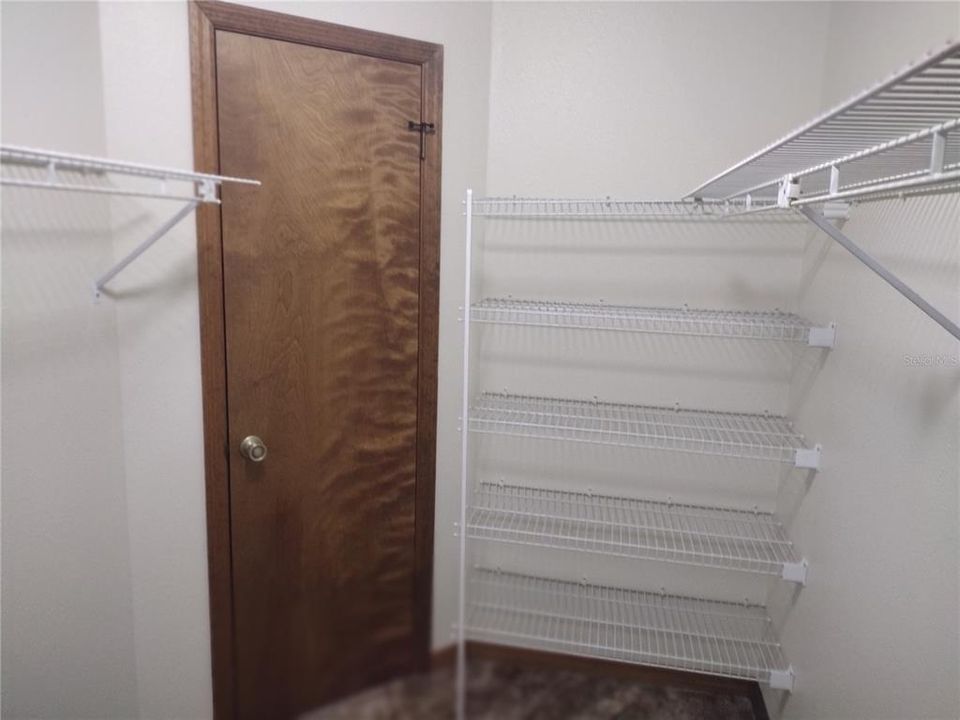 待售: $325,000 (3 贝兹, 2 浴室, 1414 平方英尺)