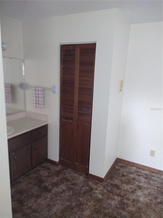 待售: $325,000 (3 贝兹, 2 浴室, 1414 平方英尺)