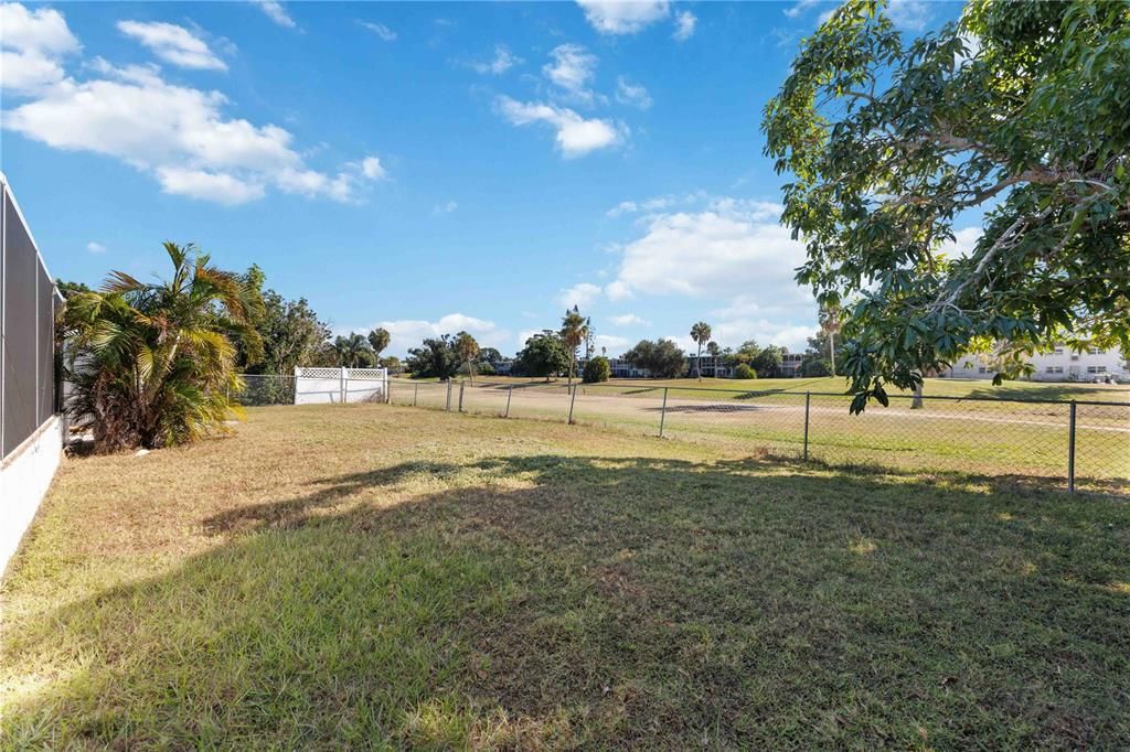 For Sale: $649,900 (3 beds, 2 baths, 2242 Square Feet)