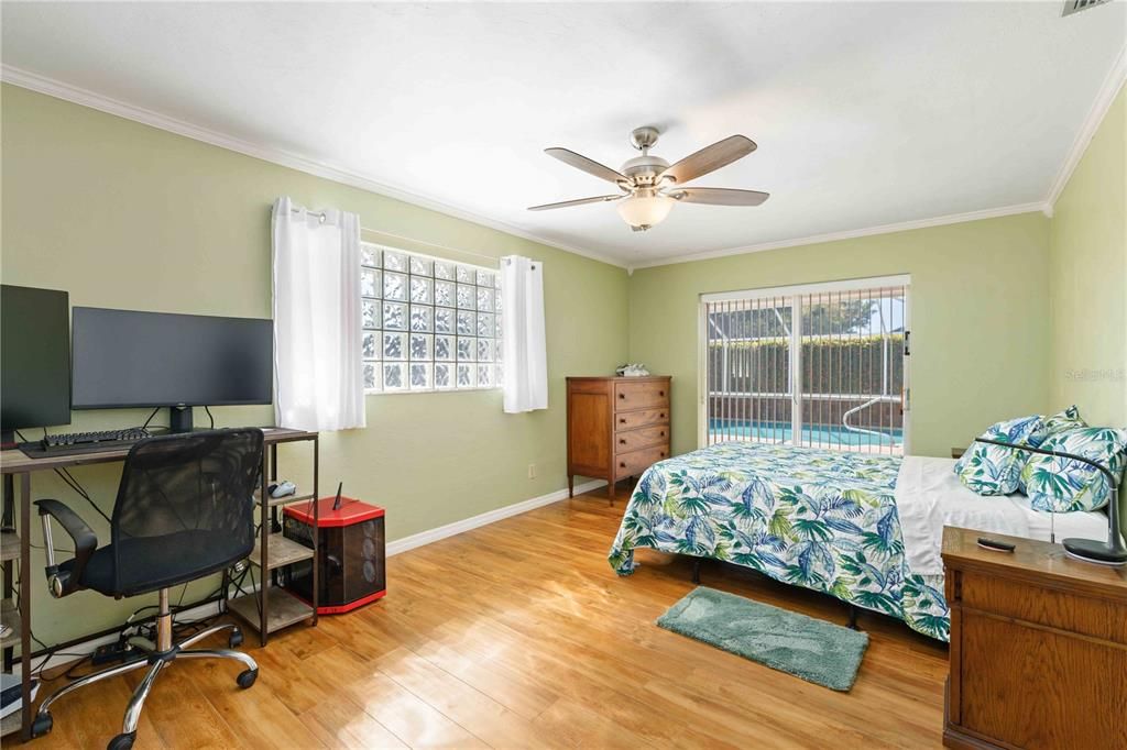 For Sale: $649,900 (3 beds, 2 baths, 2242 Square Feet)