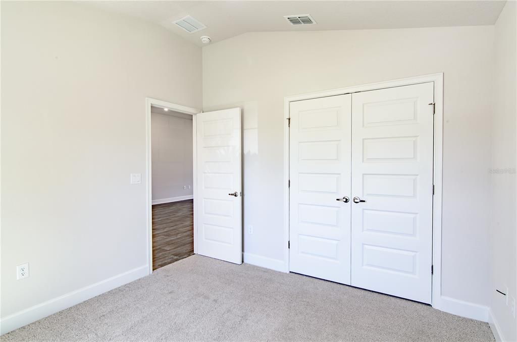 合同活跃: $332,800 (3 贝兹, 2 浴室, 1505 平方英尺)