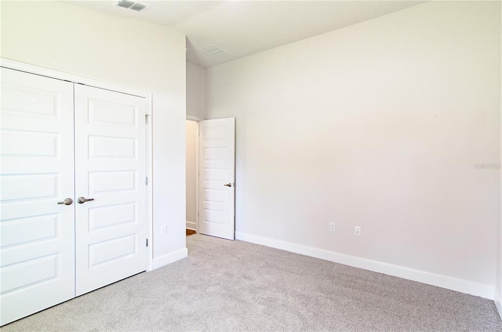 合同活跃: $332,800 (3 贝兹, 2 浴室, 1505 平方英尺)