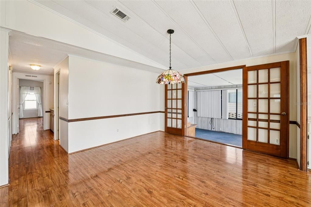 En Venta: $149,900 (2 camas, 2 baños, 1456 Pies cuadrados)