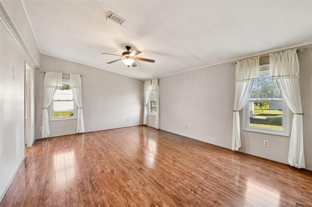 En Venta: $149,900 (2 camas, 2 baños, 1456 Pies cuadrados)