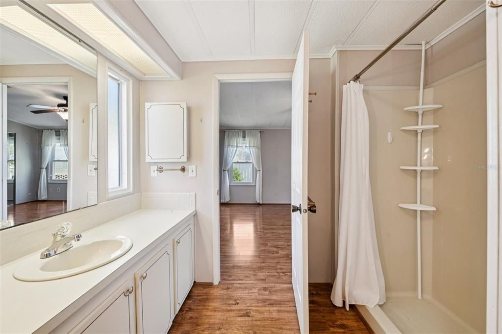 En Venta: $149,900 (2 camas, 2 baños, 1456 Pies cuadrados)