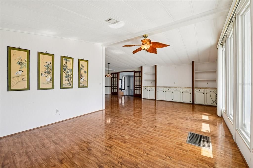 En Venta: $149,900 (2 camas, 2 baños, 1456 Pies cuadrados)