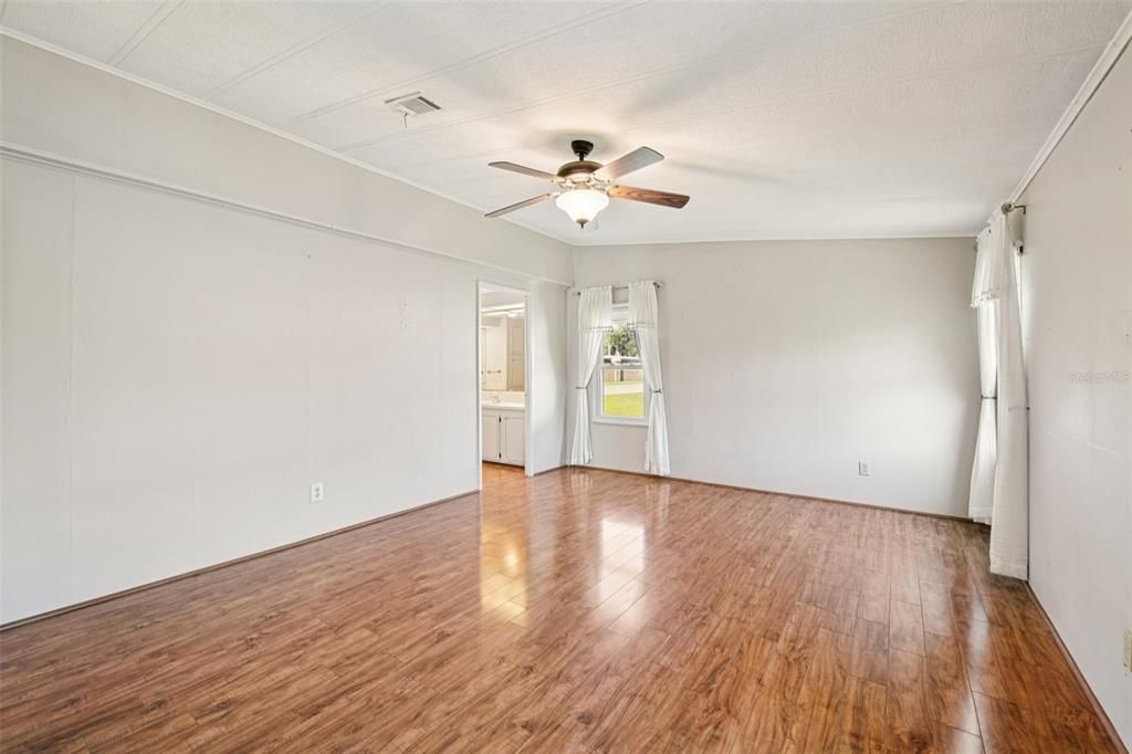 En Venta: $149,900 (2 camas, 2 baños, 1456 Pies cuadrados)