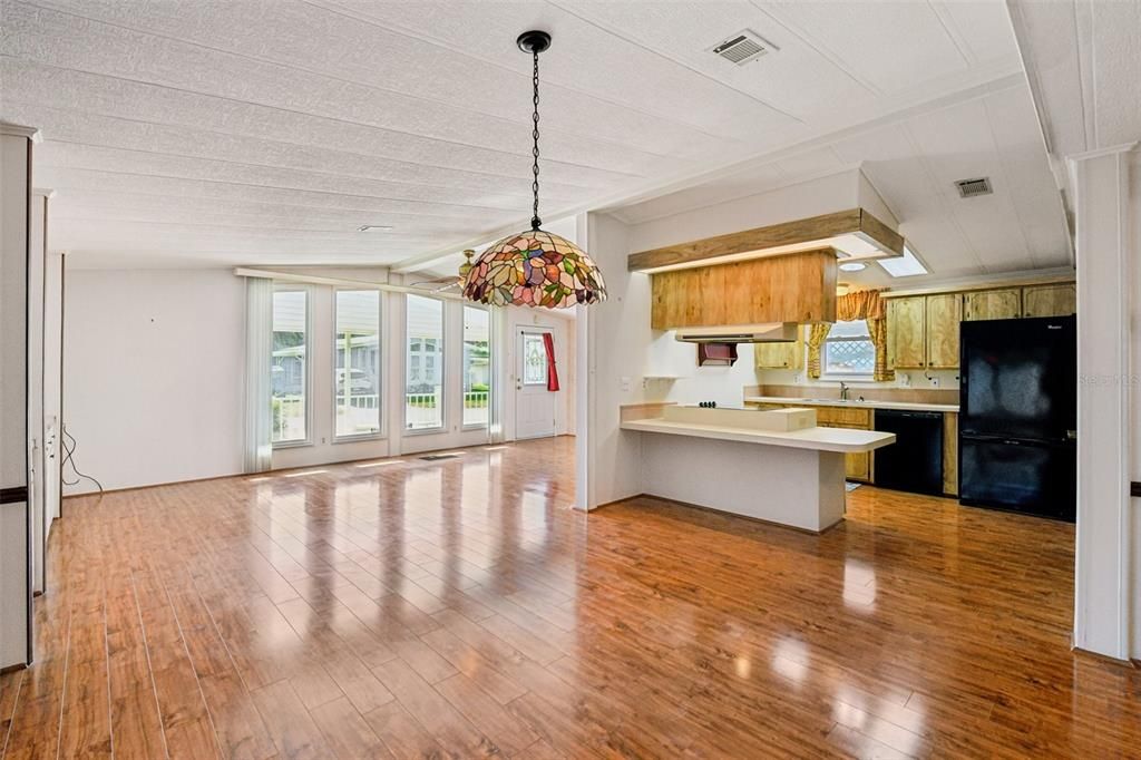 En Venta: $149,900 (2 camas, 2 baños, 1456 Pies cuadrados)